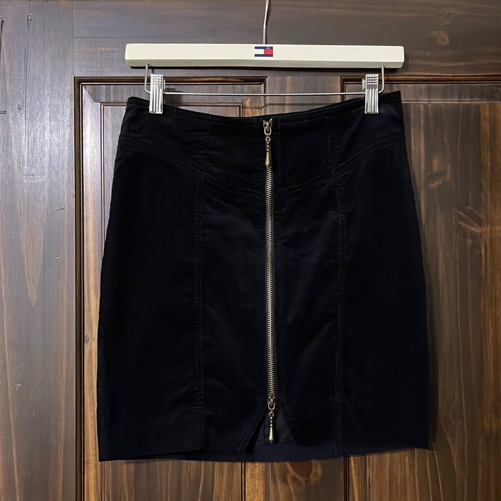 Bisou Bisou Black Velvet Skirt Size 2